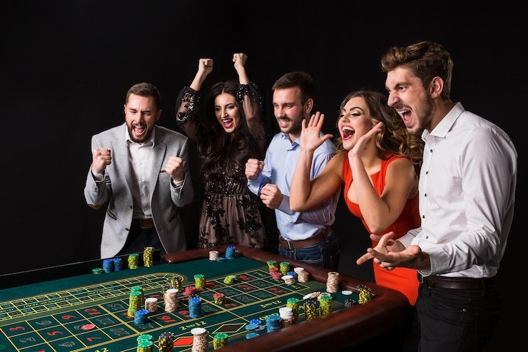 Evolution Gaming Sic Bo dice table with outcome betting zones